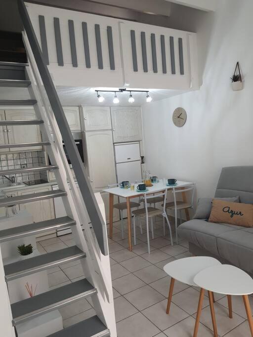 A 500 M De La Plage, Tout Confort Avec Wifi Le Barcares Exterior photo