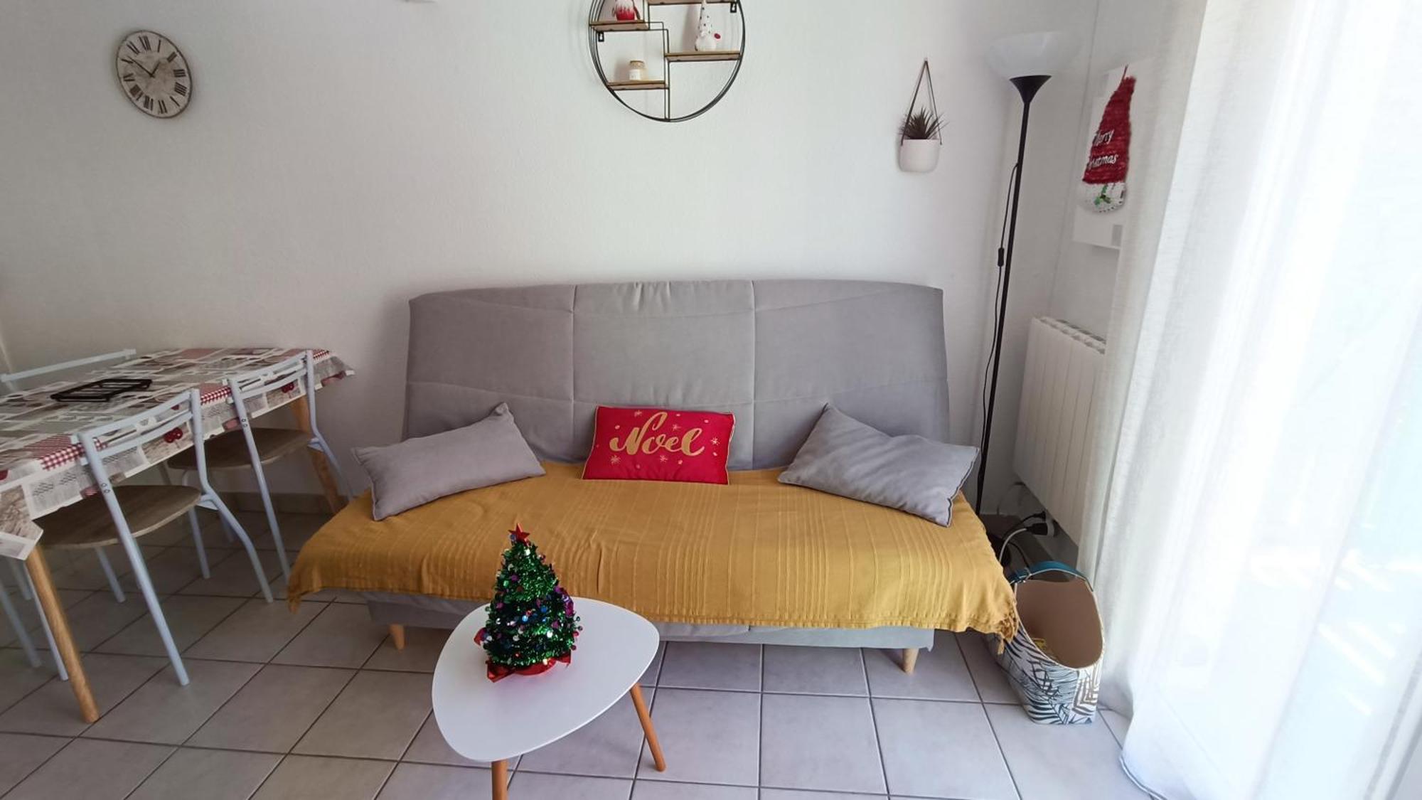 A 500 M De La Plage, Tout Confort Avec Wifi Le Barcares Exterior photo